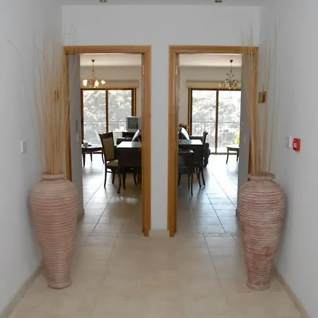 Vengera Inn *